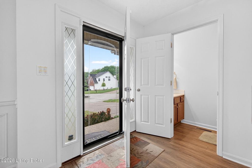 Photo of 16707 Summit Vista Way, Louisville, KY 40245 (MLS # 1723725)