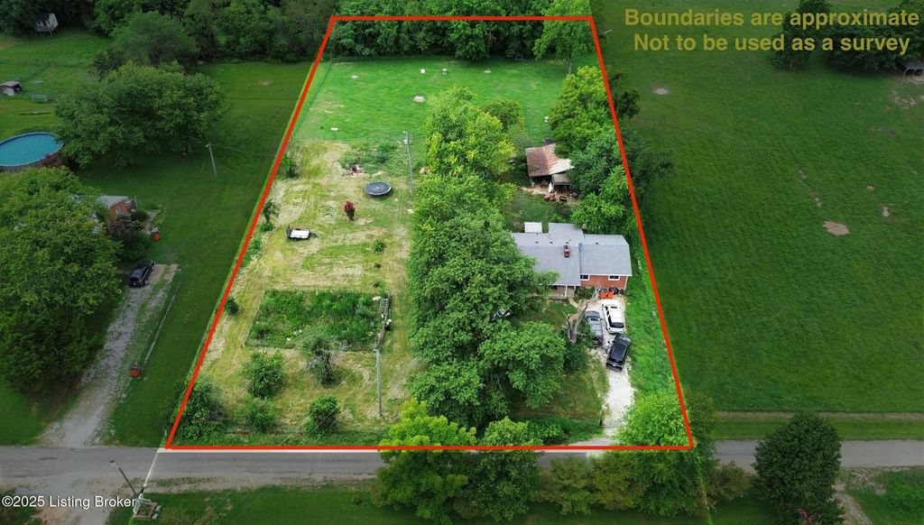 Photo of 135 Porter Ln, Elizabethtown, KY 42701 (MLS # 1706719)