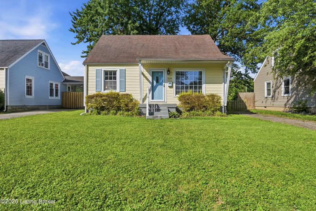 Photo of 234 W Esplanade Ave, Louisville, KY 40214 (MLS # 1717936)