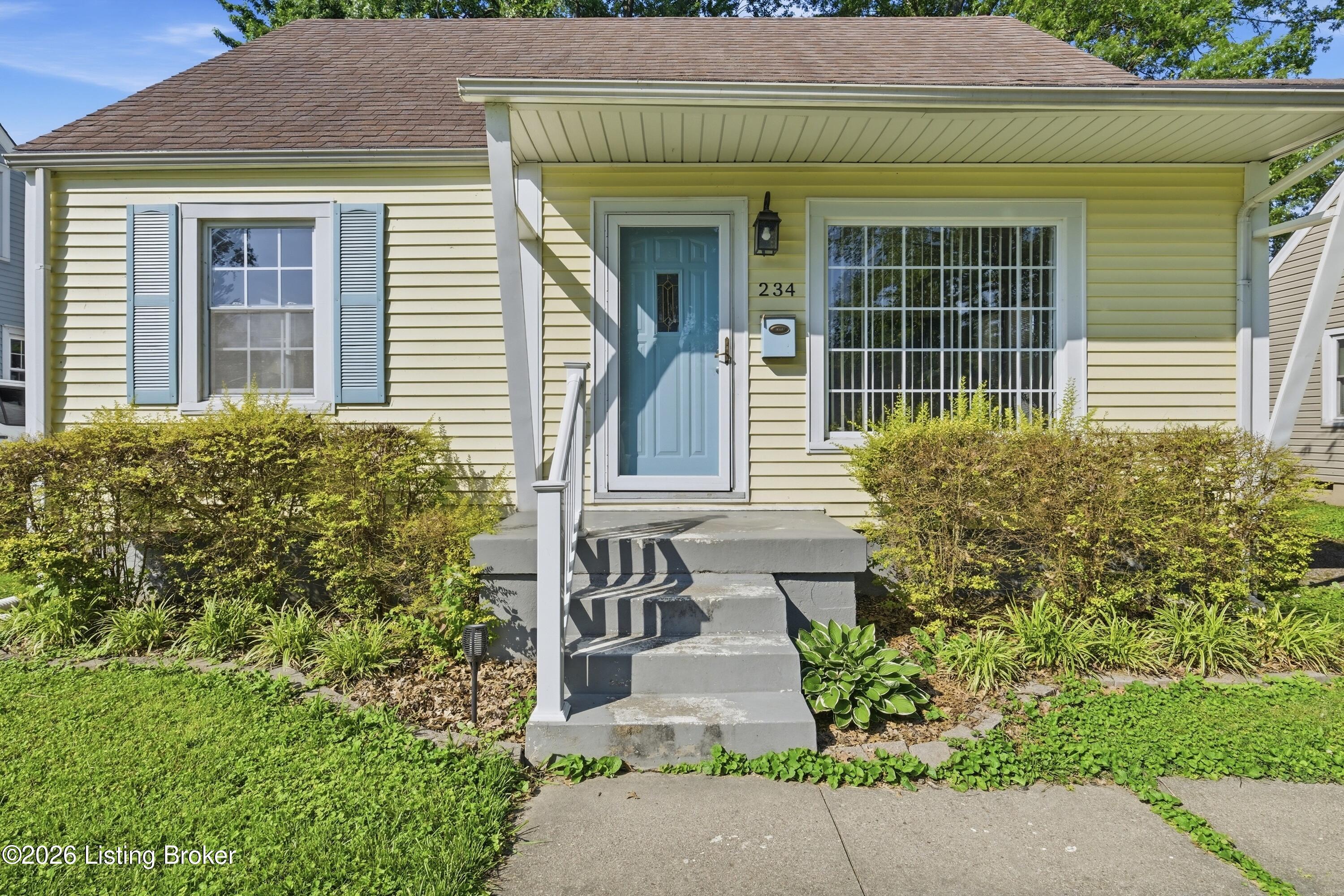 234 W Esplanade Ave