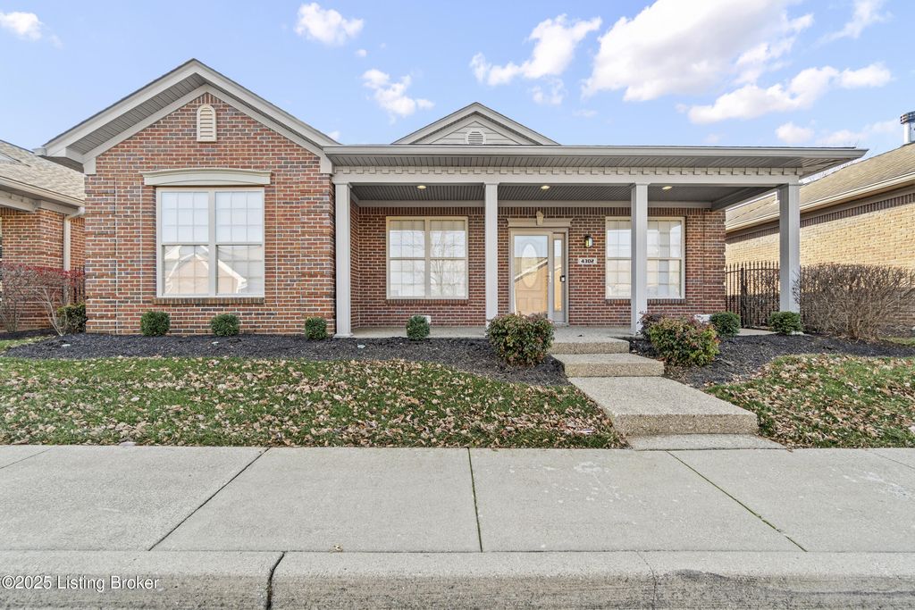 Photo of 4302 Dove Park Blvd, Louisville, KY 40299 (MLS # 1705957)