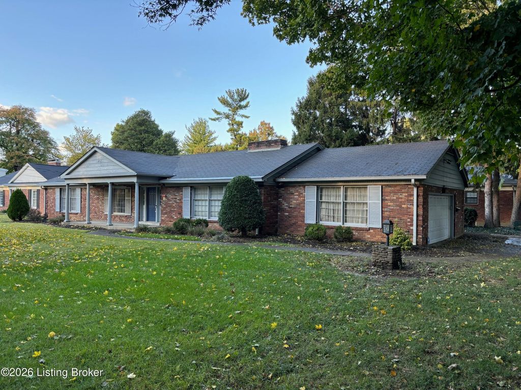 Photo of 2527 Newburg Rd, Louisville, KY 40205 (MLS # 1706603)