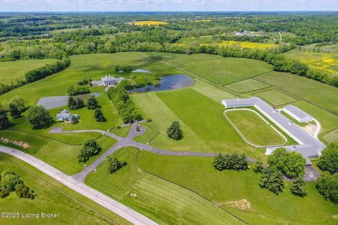 Photo of 1700 Park Shore Rd, La Grange, KY 40031 (MLS # 1685040)