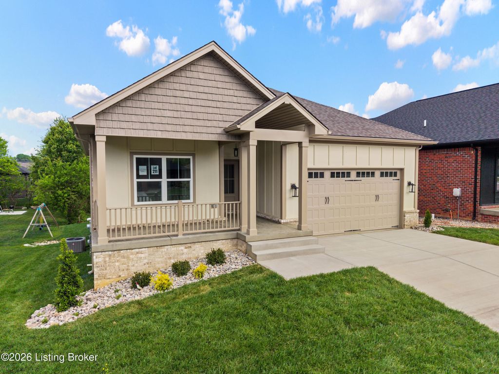 Photo of 4644 Red Tail Ridge Rdg, Jeffersonville, IN 47130 (MLS # 1715643)