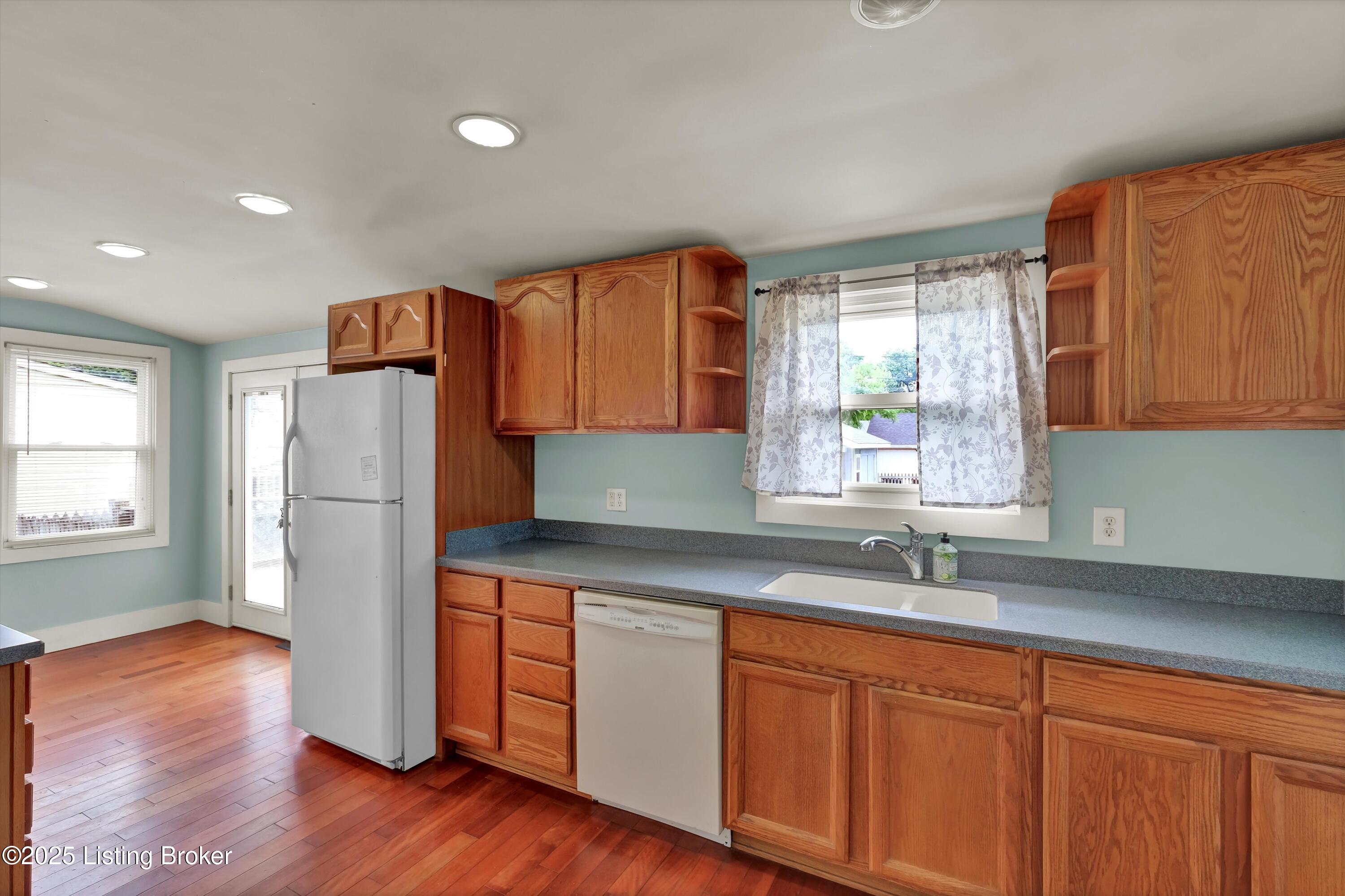 3707 Lentz Ave, Louisville, Kentucky image 14