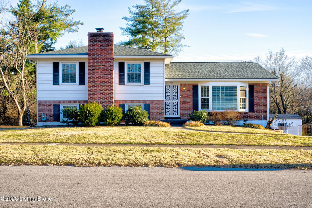 Photo of 9412 Tiverton Way, Louisville, KY 40242 (MLS # 1709646)