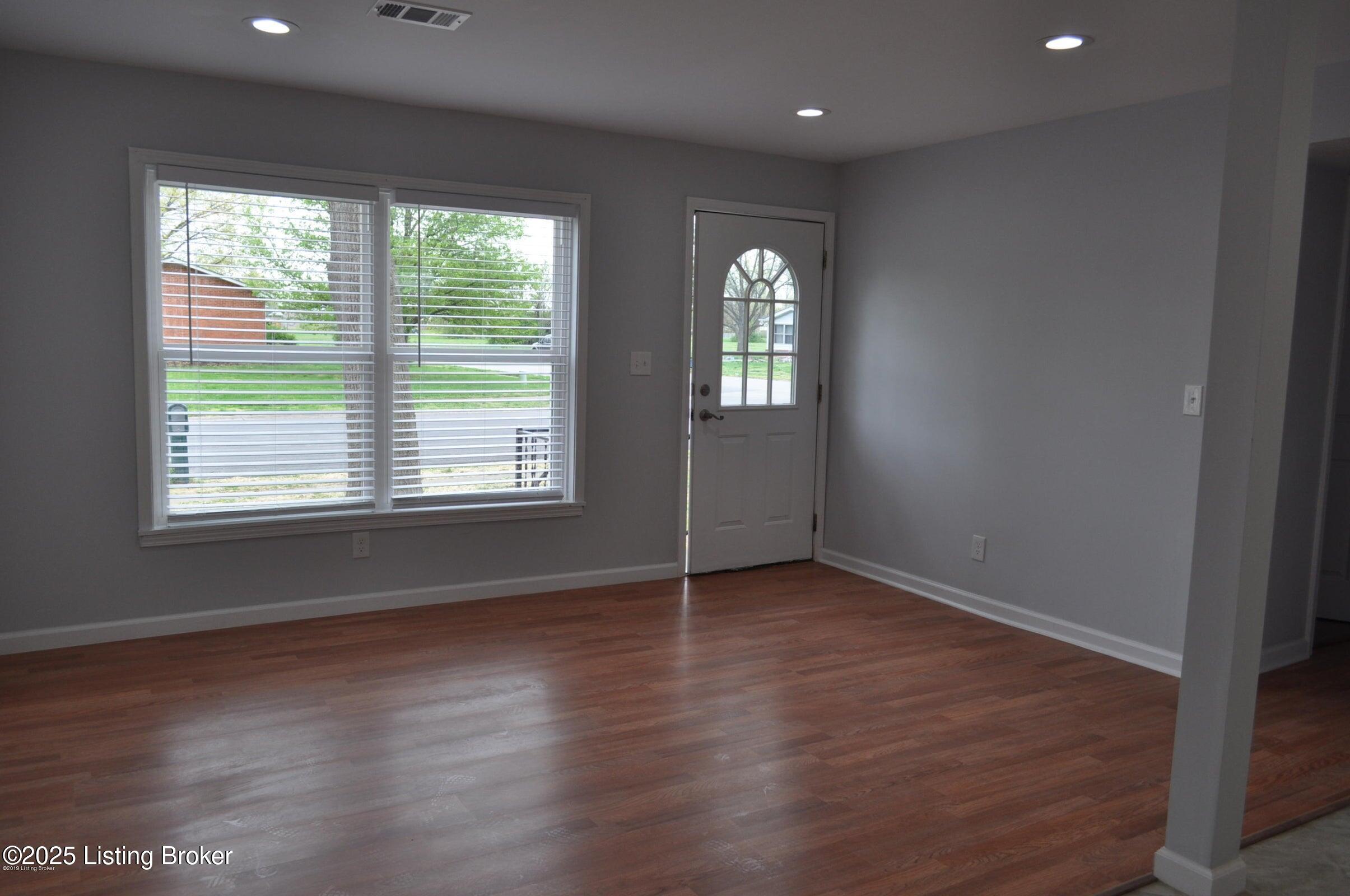 4806 Shasta Trail, Louisville, Kentucky image 4