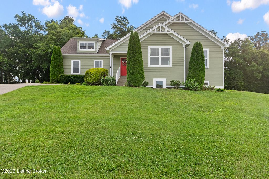 Photo of 4601 Deerfield Cir, Smithfield, KY 40068 (MLS # 1724585)