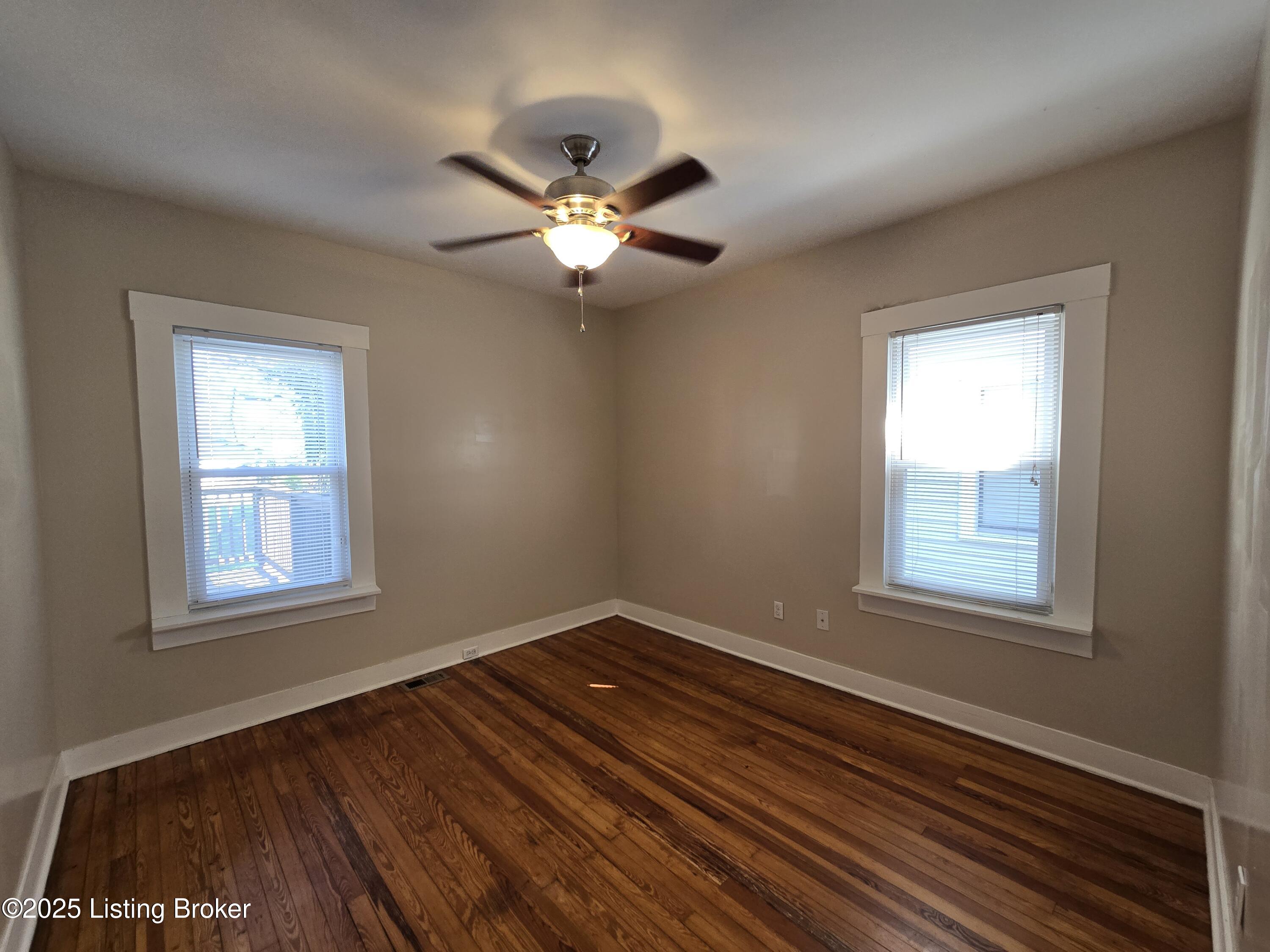 513 E Barbee Ave, Louisville, Kentucky image 48