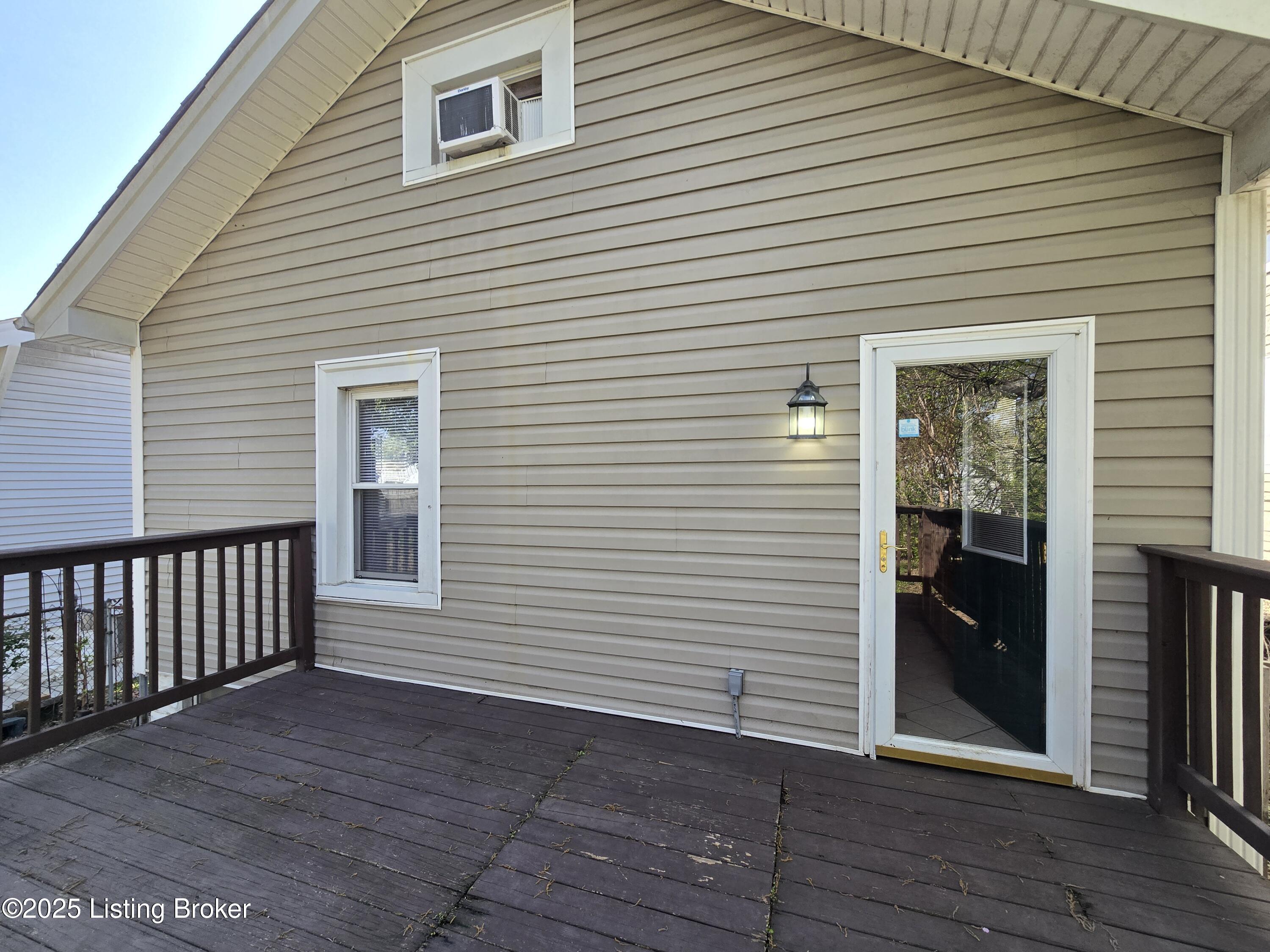 513 E Barbee Ave, Louisville, Kentucky image 46