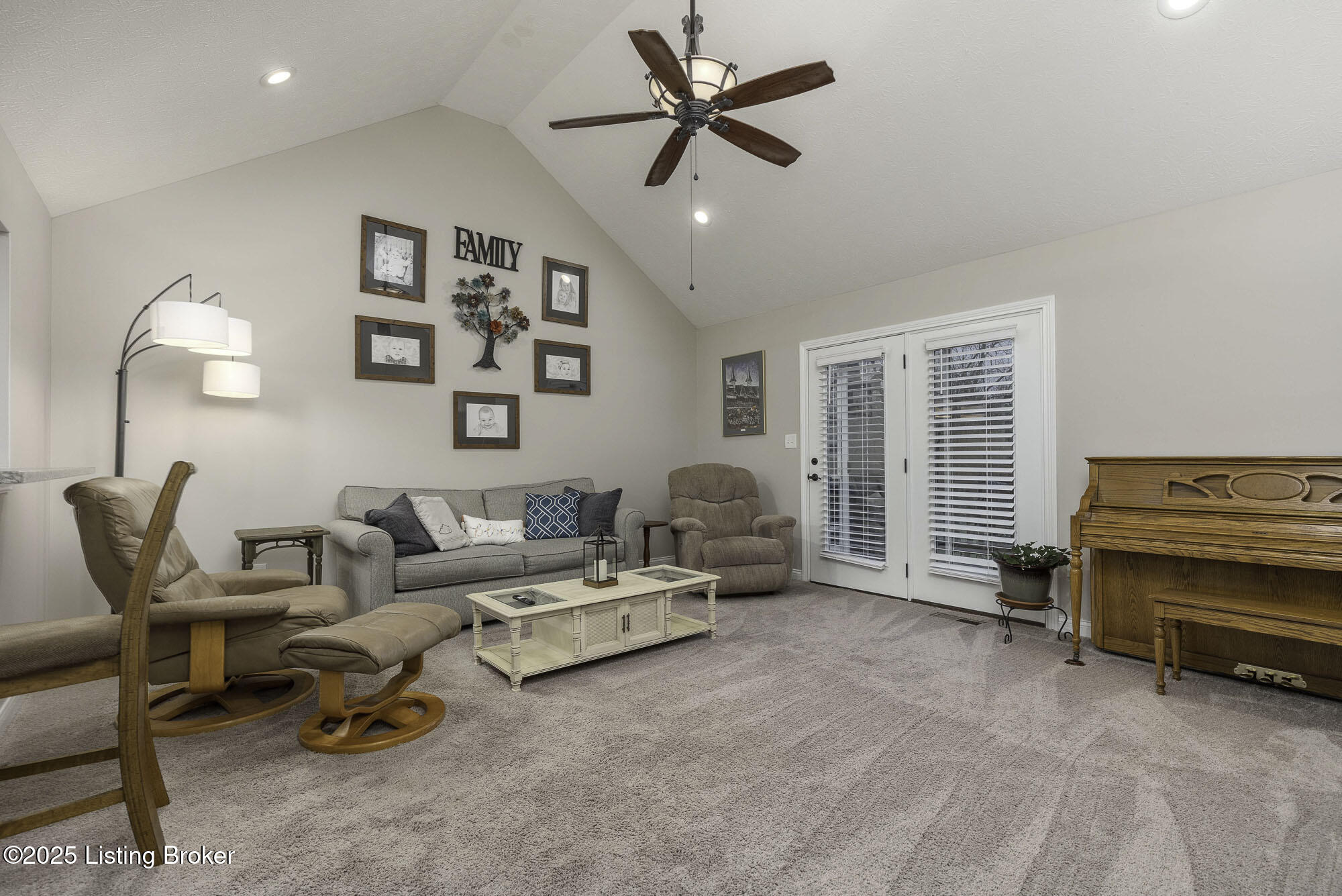5816 Shepherd Crossing Dr, Louisville, Kentucky image 9