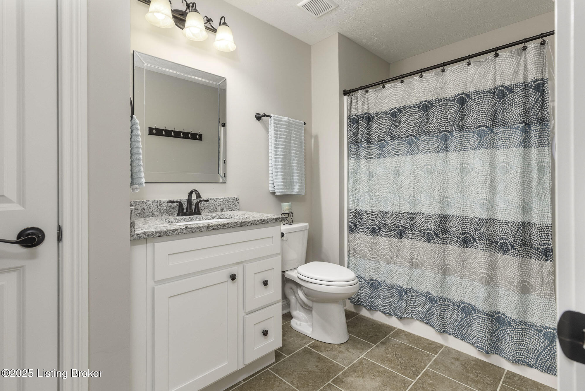 5816 Shepherd Crossing Dr, Louisville, Kentucky image 20