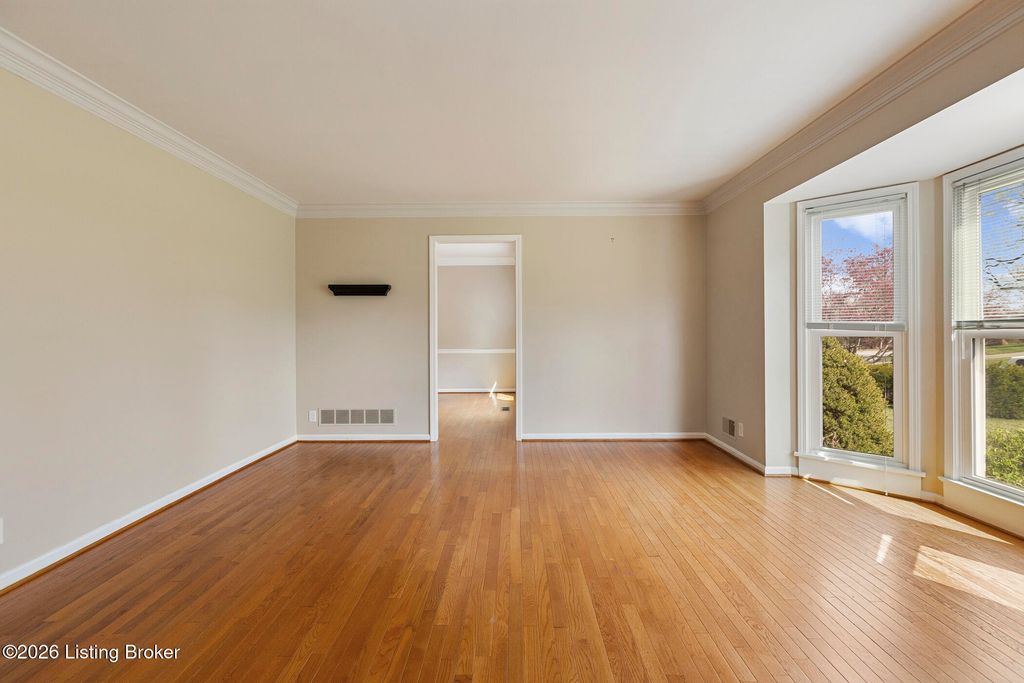 Photo of 12403 Tamworth Ct, Louisville, KY 40299 (MLS # 1713027)