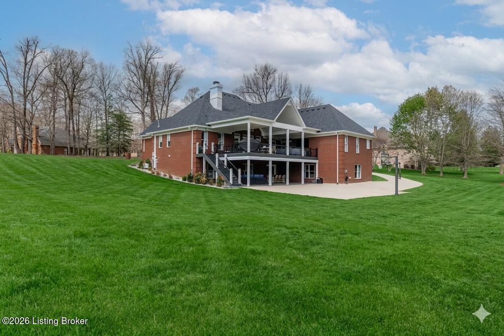 Photo of 1101 Driftwood Ln, Elizabethtown, KY 42701 (MLS # 1718472)