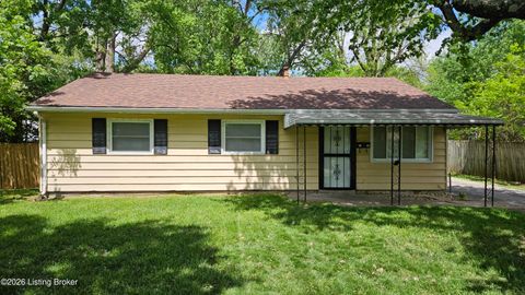 Photo of 5103 Ventura Dr, Louisville, KY 40272 (MLS # 1715013)