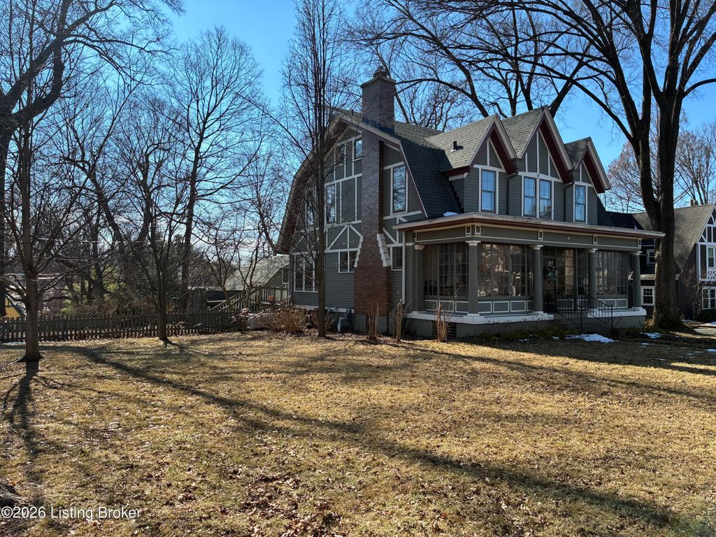 Photo of 54 Hill Rd, Louisville, KY 40204 (MLS # 1708837)