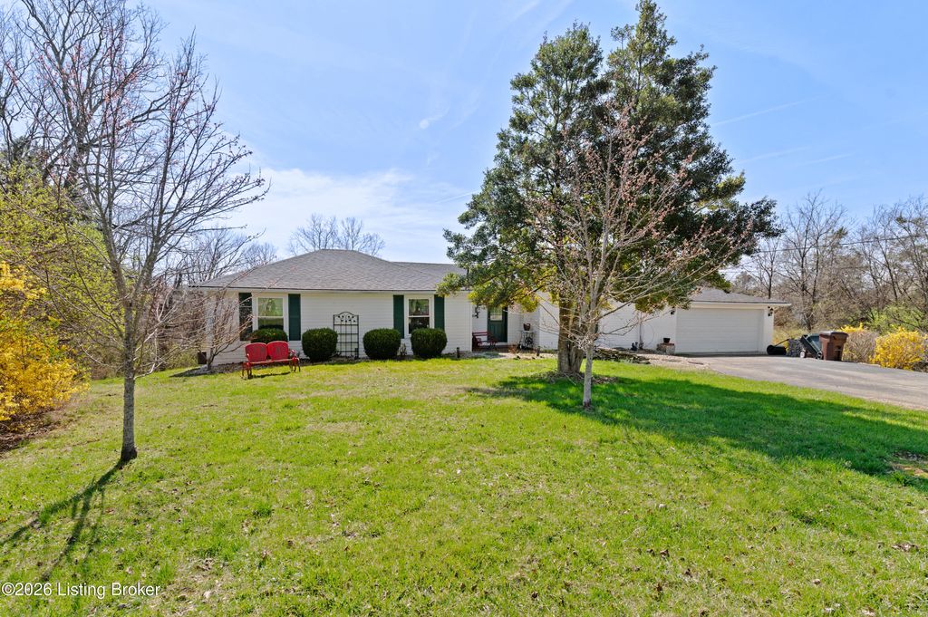 Photo of 1357 Markwell Ln, Taylorsville, KY 40071 (MLS # 1711693)