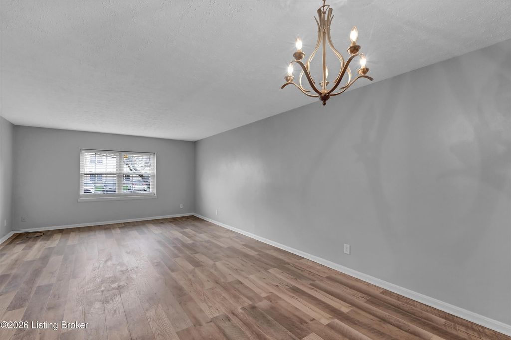 Photo of 287 El Conquistador Pl, Louisville, KY 40220 (MLS # 1712986)