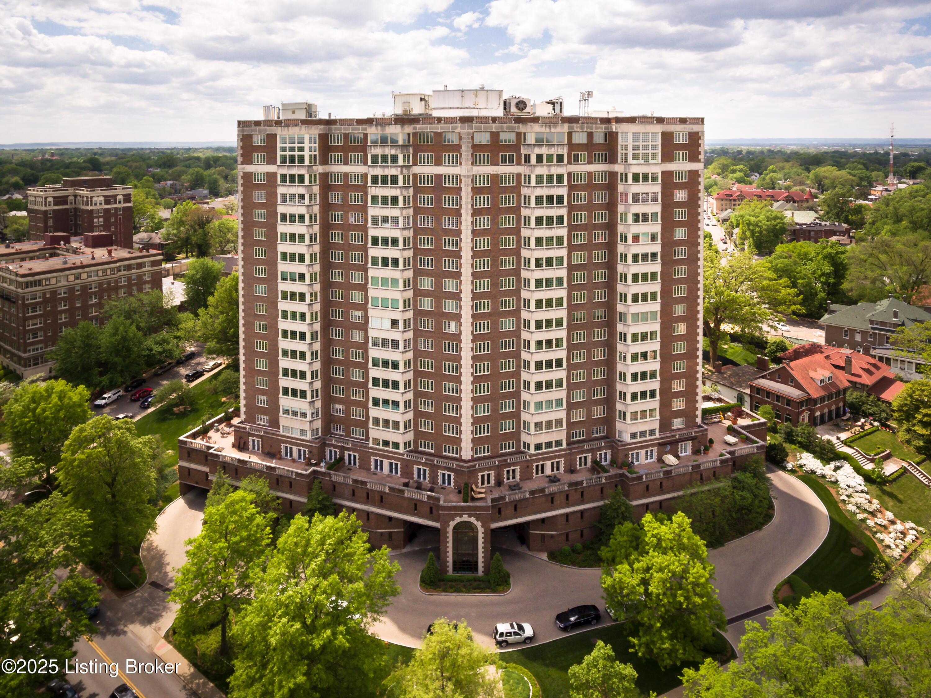 1400 Willow Ave #802, Louisville, Kentucky image 1