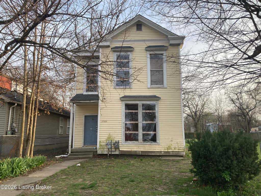 Photo of 2506 W Jefferson St, Louisville, KY 40212 (MLS # 1720175)