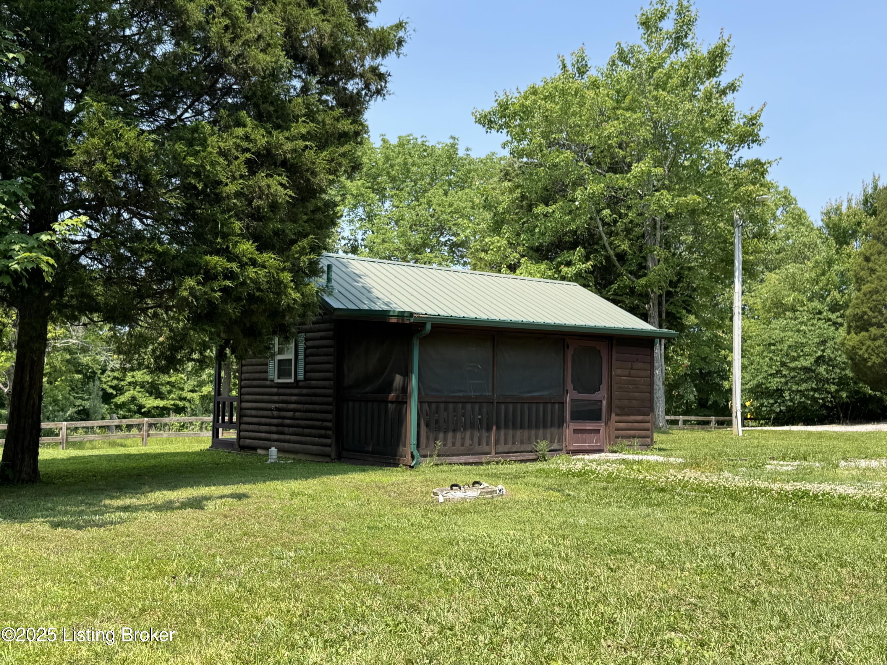 661 Blue Bird Rd, Falls Of Rough, Pennsylvania image 30