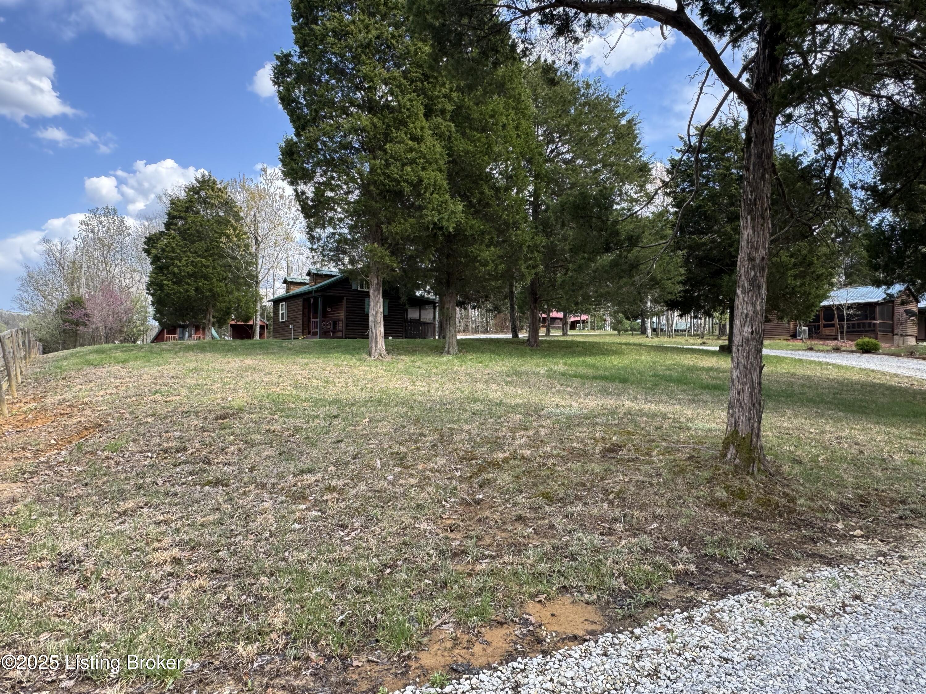 661 Blue Bird Rd, Falls Of Rough, Pennsylvania image 2