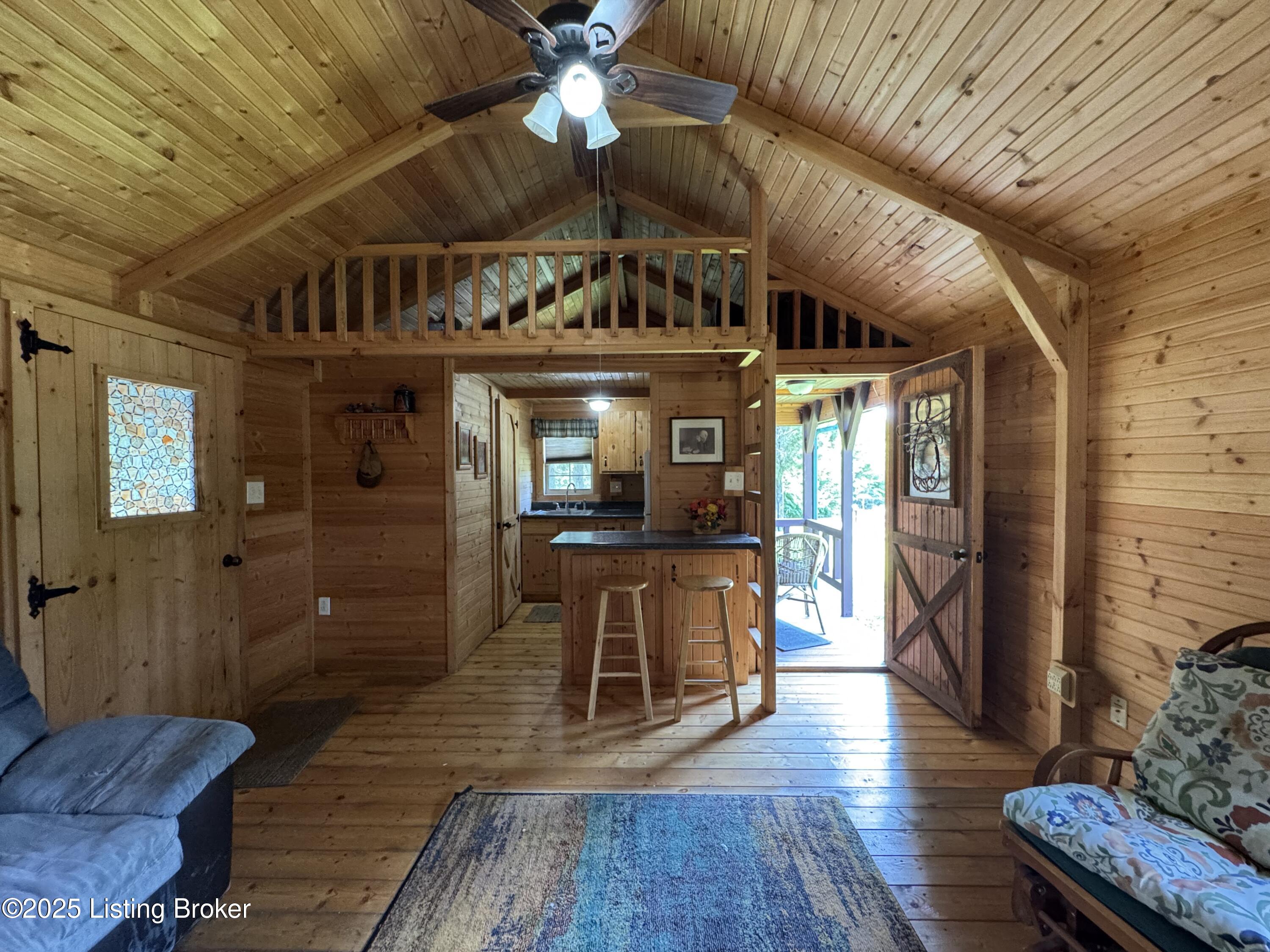 661 Blue Bird Rd, Falls Of Rough, Pennsylvania image 14