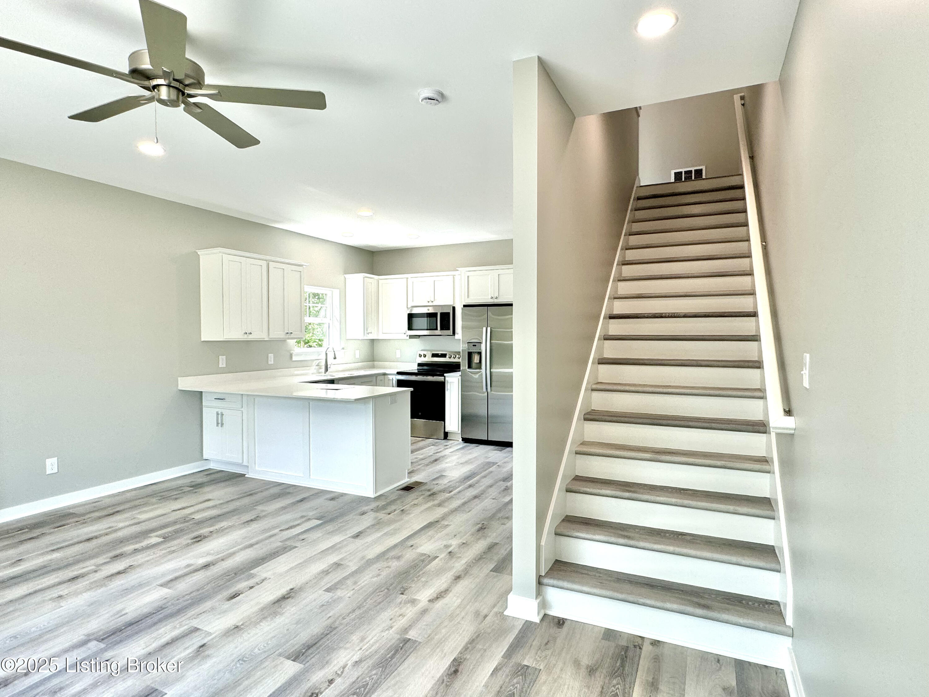 7102 Park Vue Dr, Crestwood, Pennsylvania image 10