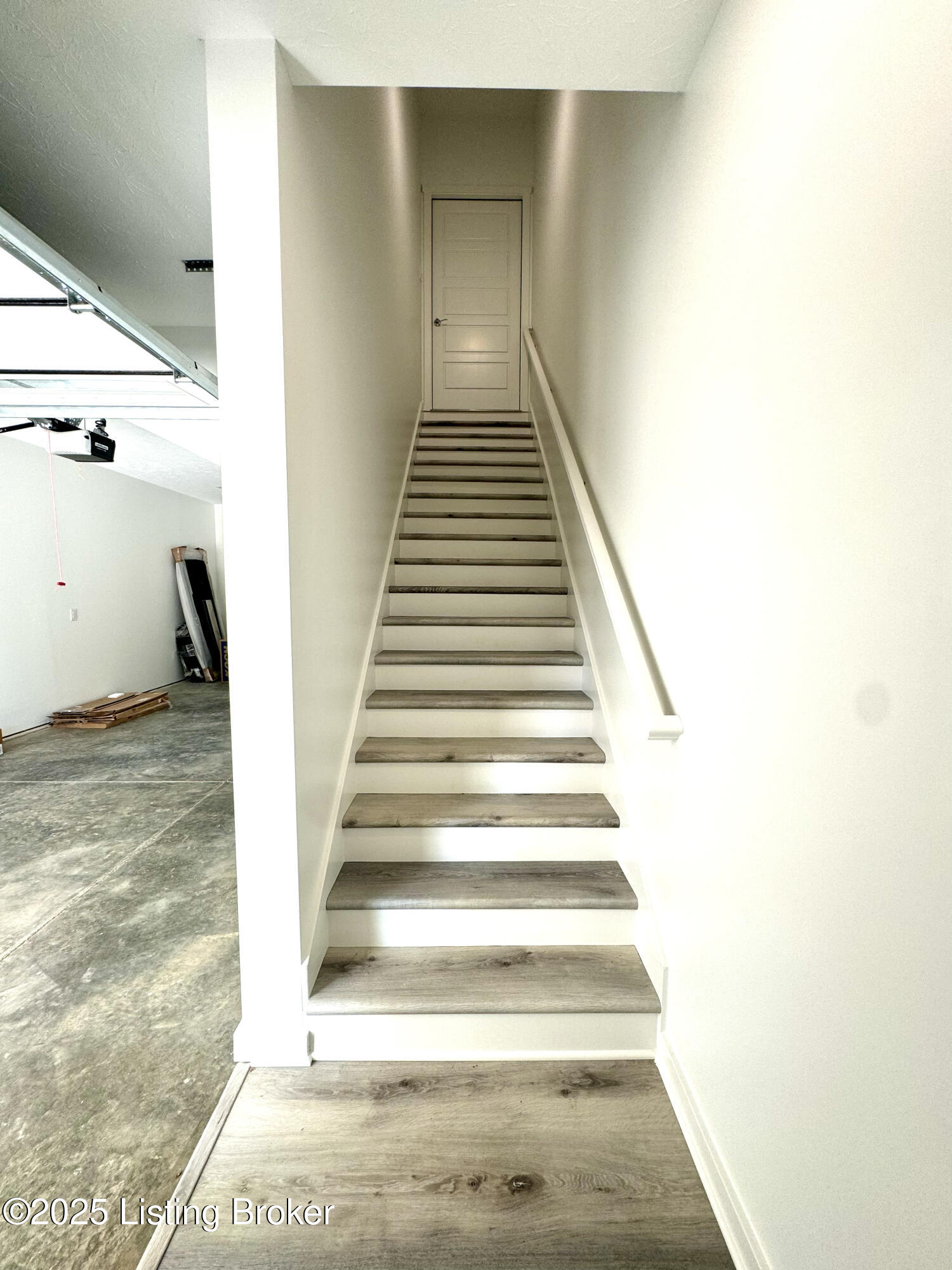 7102 Park Vue Dr, Crestwood, Pennsylvania image 22