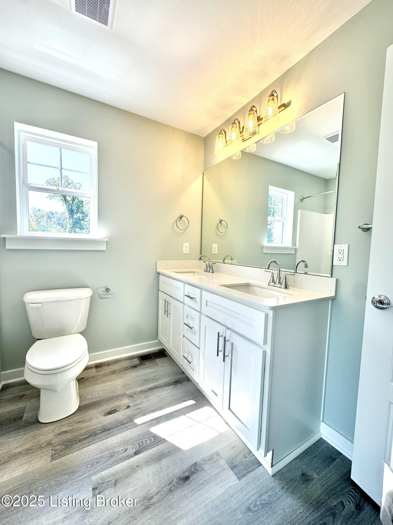 7102 Park Vue Dr, Crestwood, Pennsylvania image 18