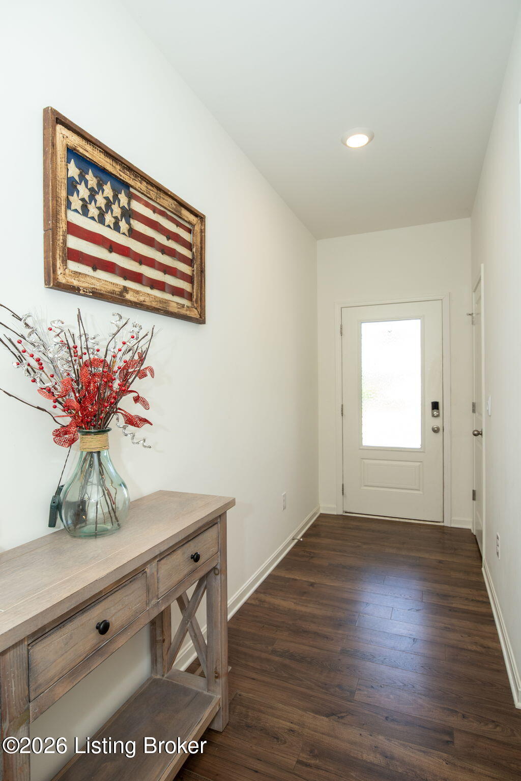 Photo of 10405 Cedar Meadows Ct, Louisville, KY 40229 (MLS # 1727586)