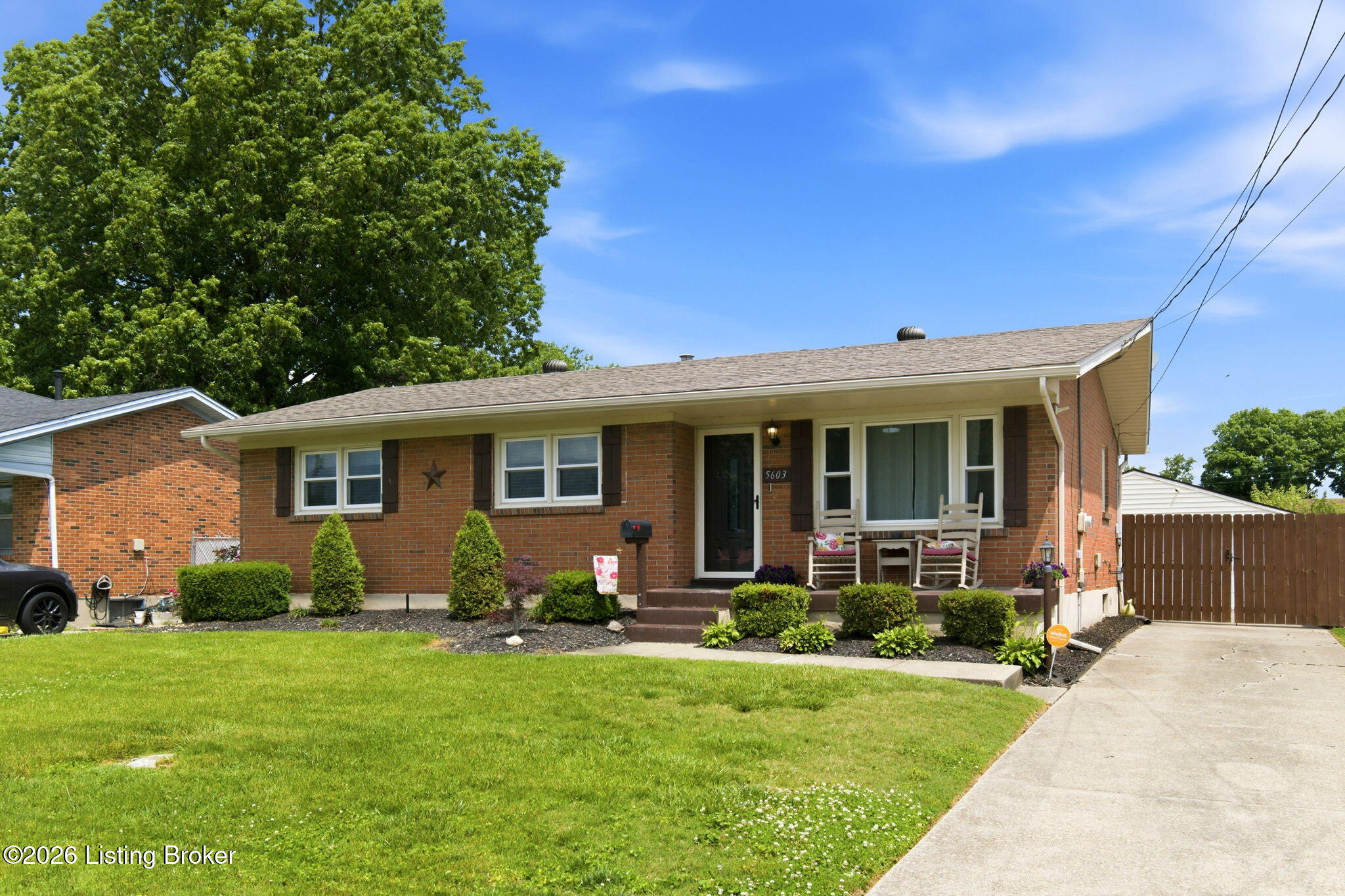 5603 Barksdale Dr