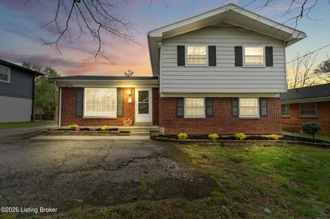 Photo of 3140 Hunsinger Ln, Louisville, KY 40220 (MLS # 1713391)