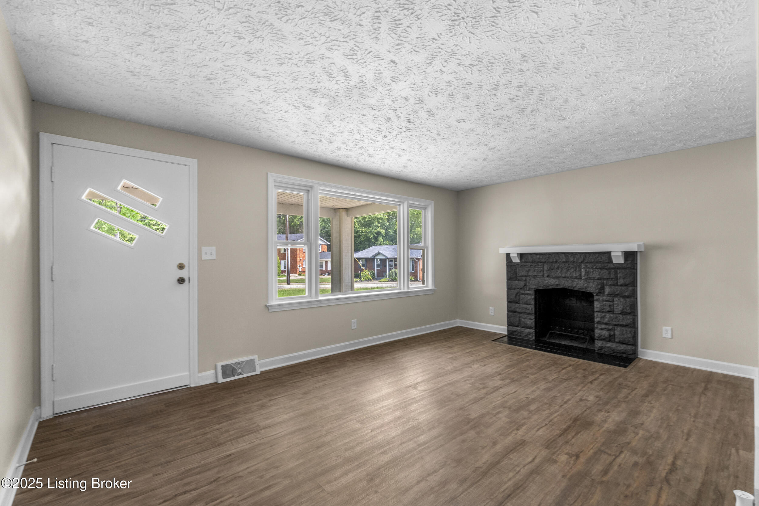 3200 Rosewedge Way, Louisville, Pennsylvania image 7