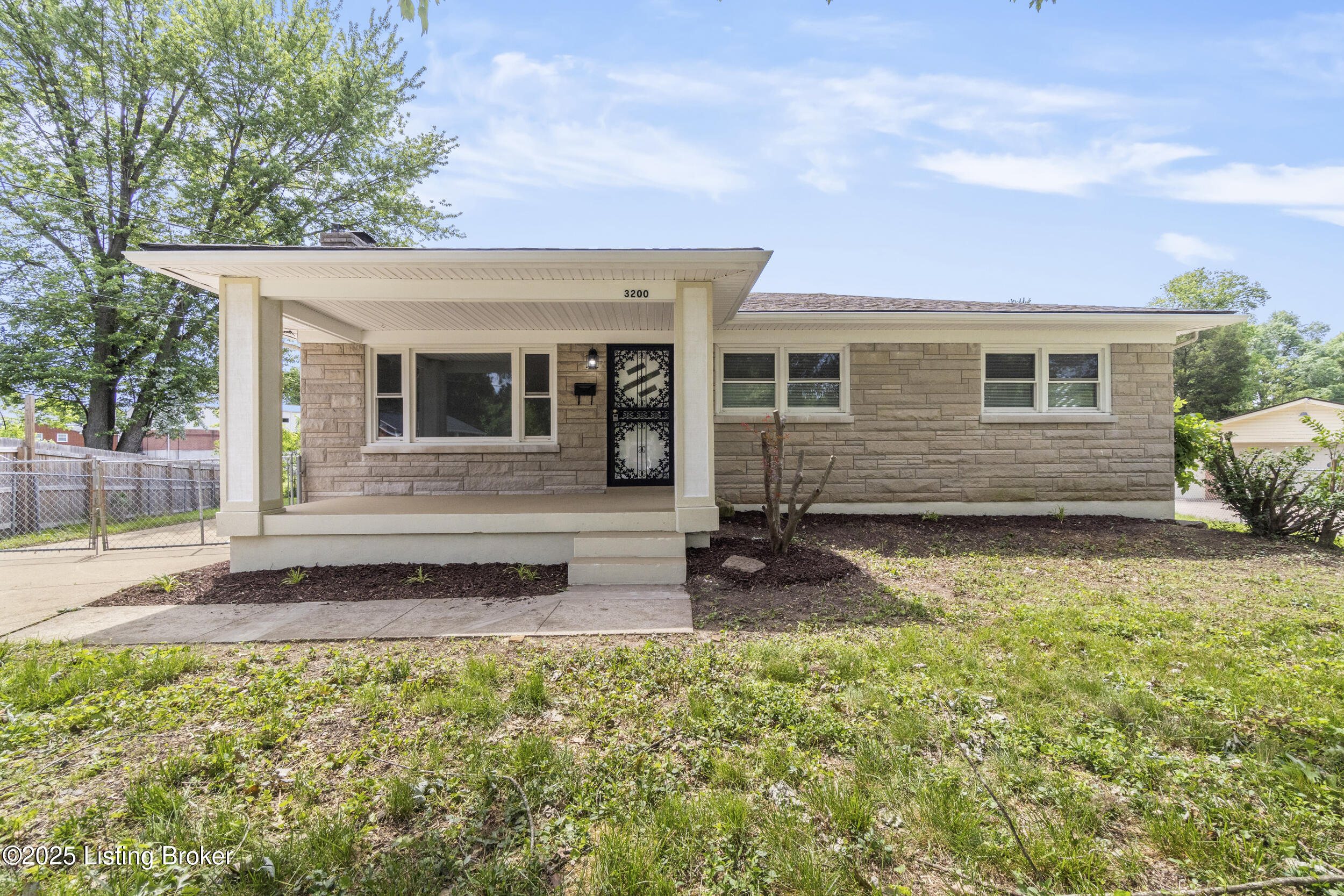 3200 Rosewedge Way, Louisville, Pennsylvania image 1
