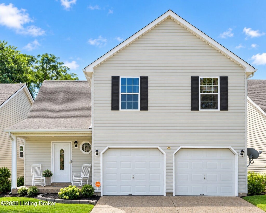 Photo of 3913 Mimosa View Dr, Louisville, KY 40299 (MLS # 1729495)