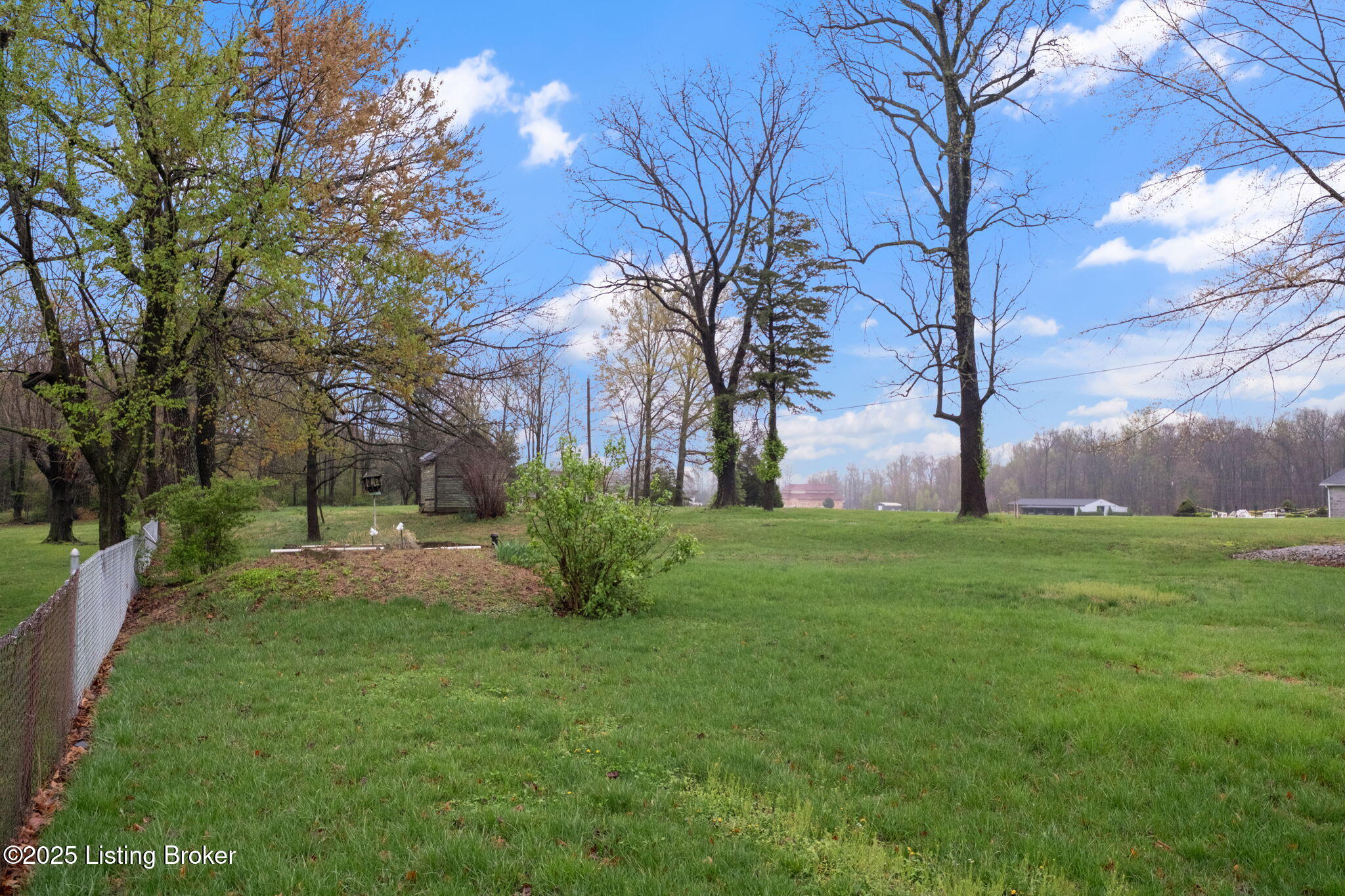 7813 Manslick Rd, Louisville, Kentucky image 8