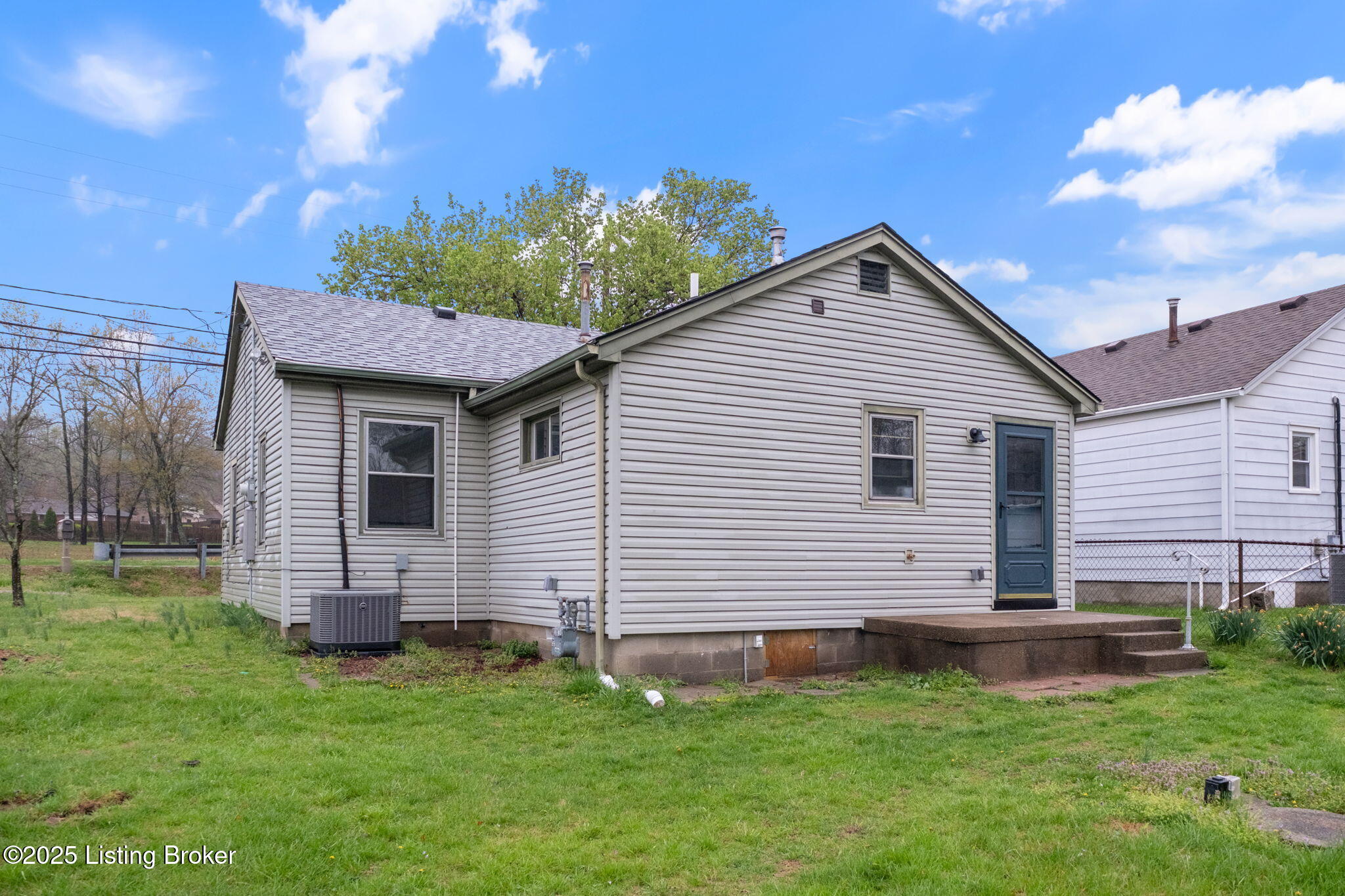 7813 Manslick Rd, Louisville, Kentucky image 5