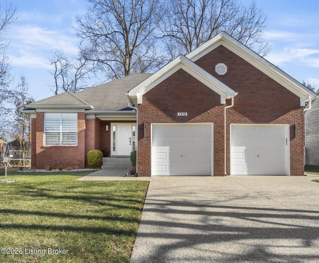 Photo of 7318 Quindero Run Rd, Louisville, KY 40228 (MLS # 1705981)