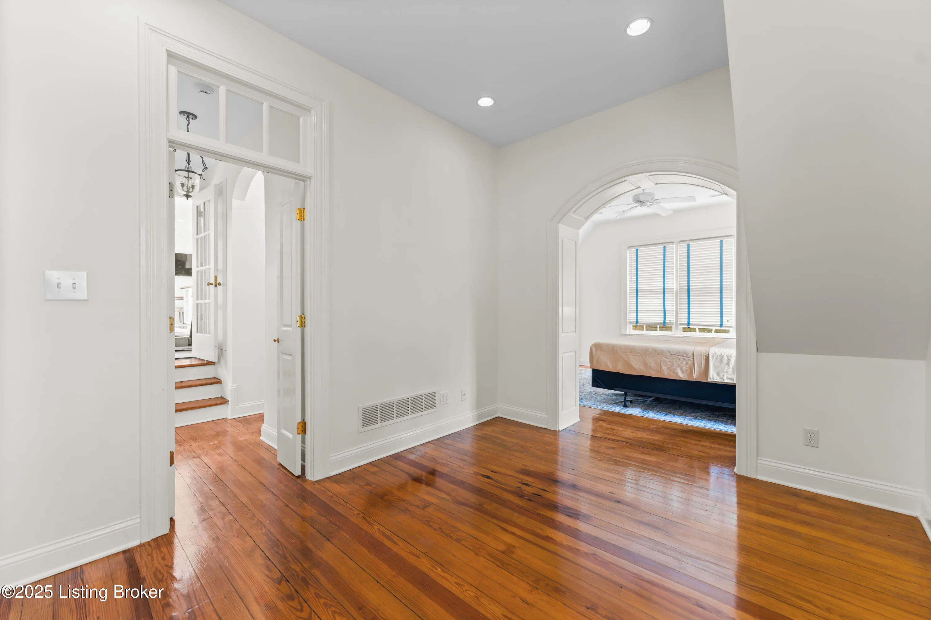 Glenview, Kentucky 40025, United States, 4 Bedrooms Bedrooms, ,8 BathroomsBathrooms,Residential,Active,167234