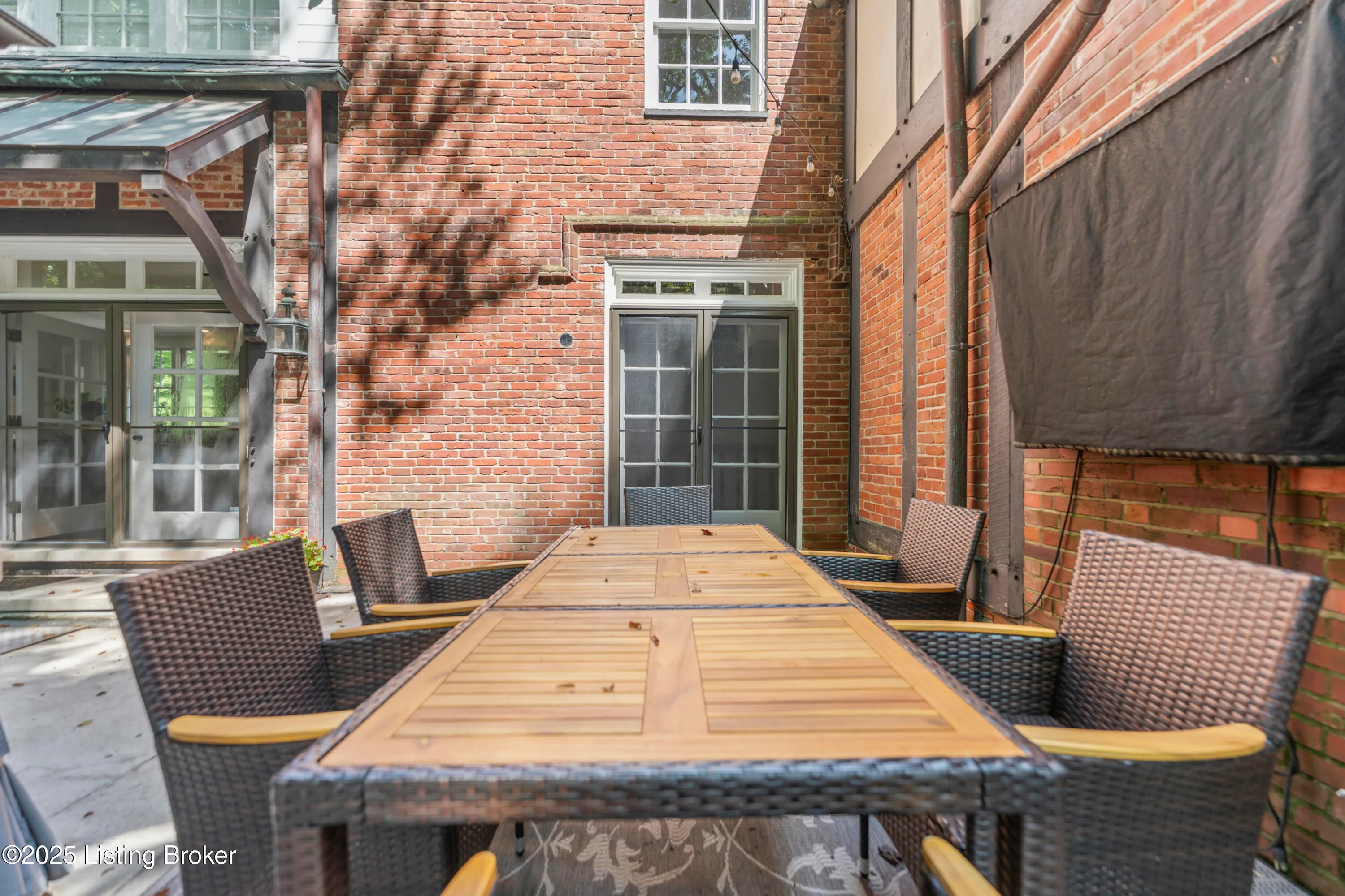 Glenview, Kentucky 40025, United States, 4 Bedrooms Bedrooms, ,8 BathroomsBathrooms,Residential,Active,167234