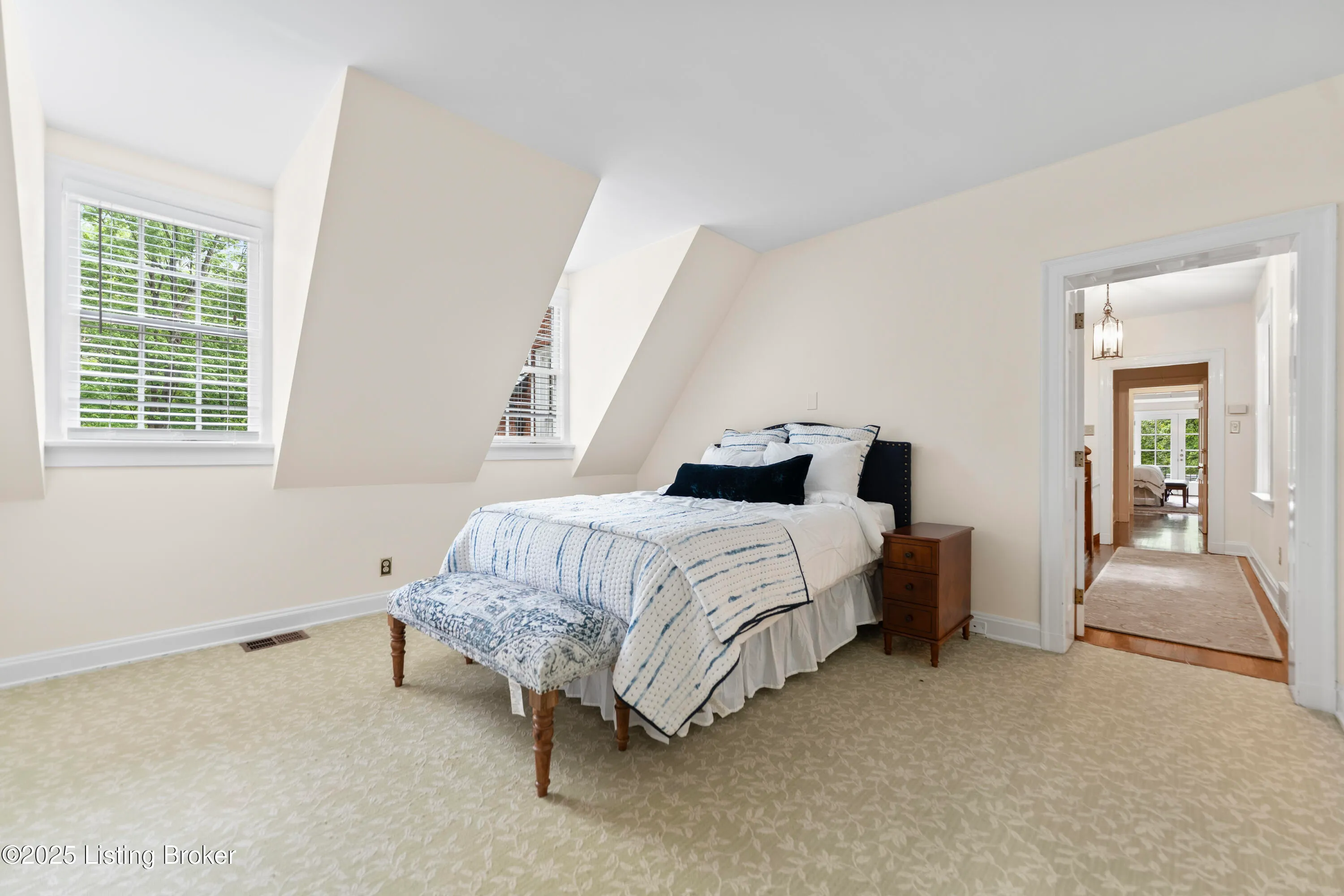 Glenview, Kentucky 40025, United States, 4 Bedrooms Bedrooms, ,8 BathroomsBathrooms,Residential,Active,167234