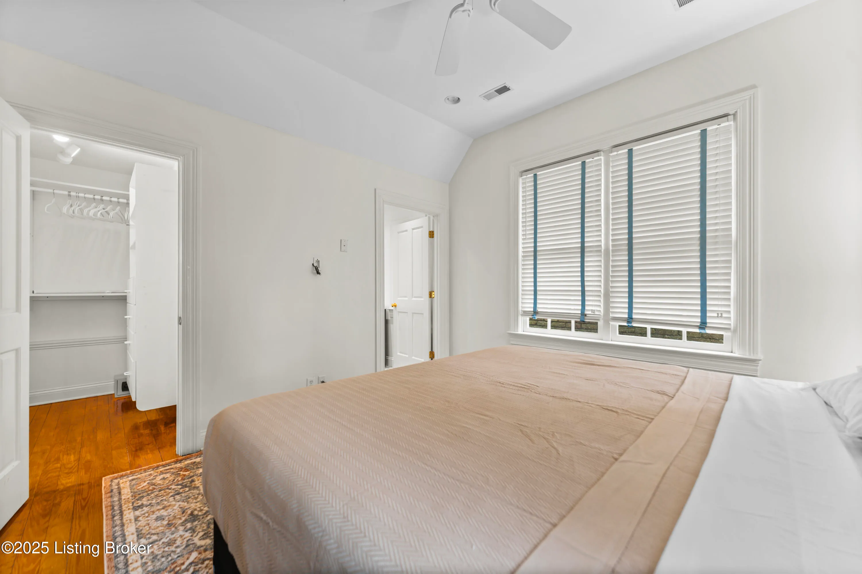 Glenview, Kentucky 40025, United States, 4 Bedrooms Bedrooms, ,8 BathroomsBathrooms,Residential,Active,167234