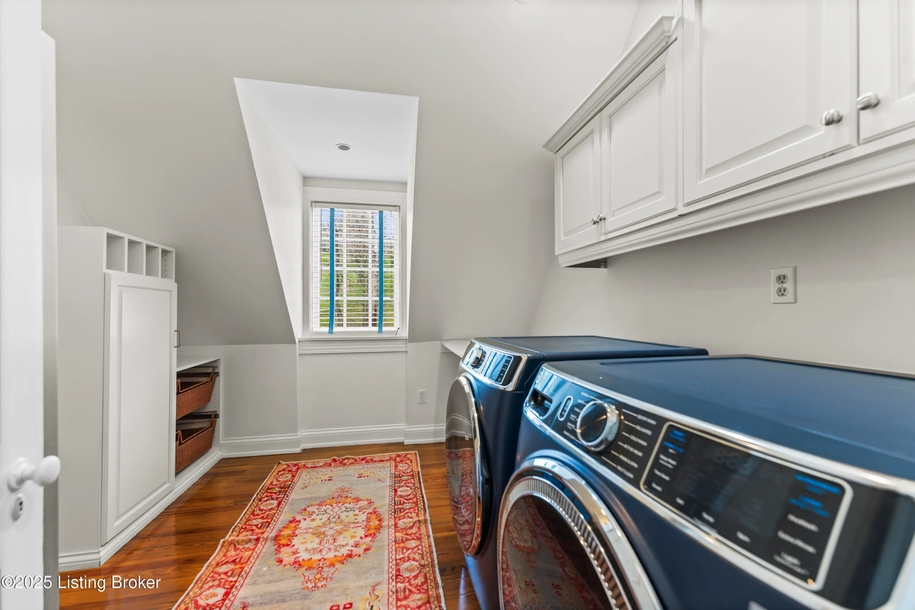 Glenview, Kentucky 40025, United States, 4 Bedrooms Bedrooms, ,8 BathroomsBathrooms,Residential,Active,167234