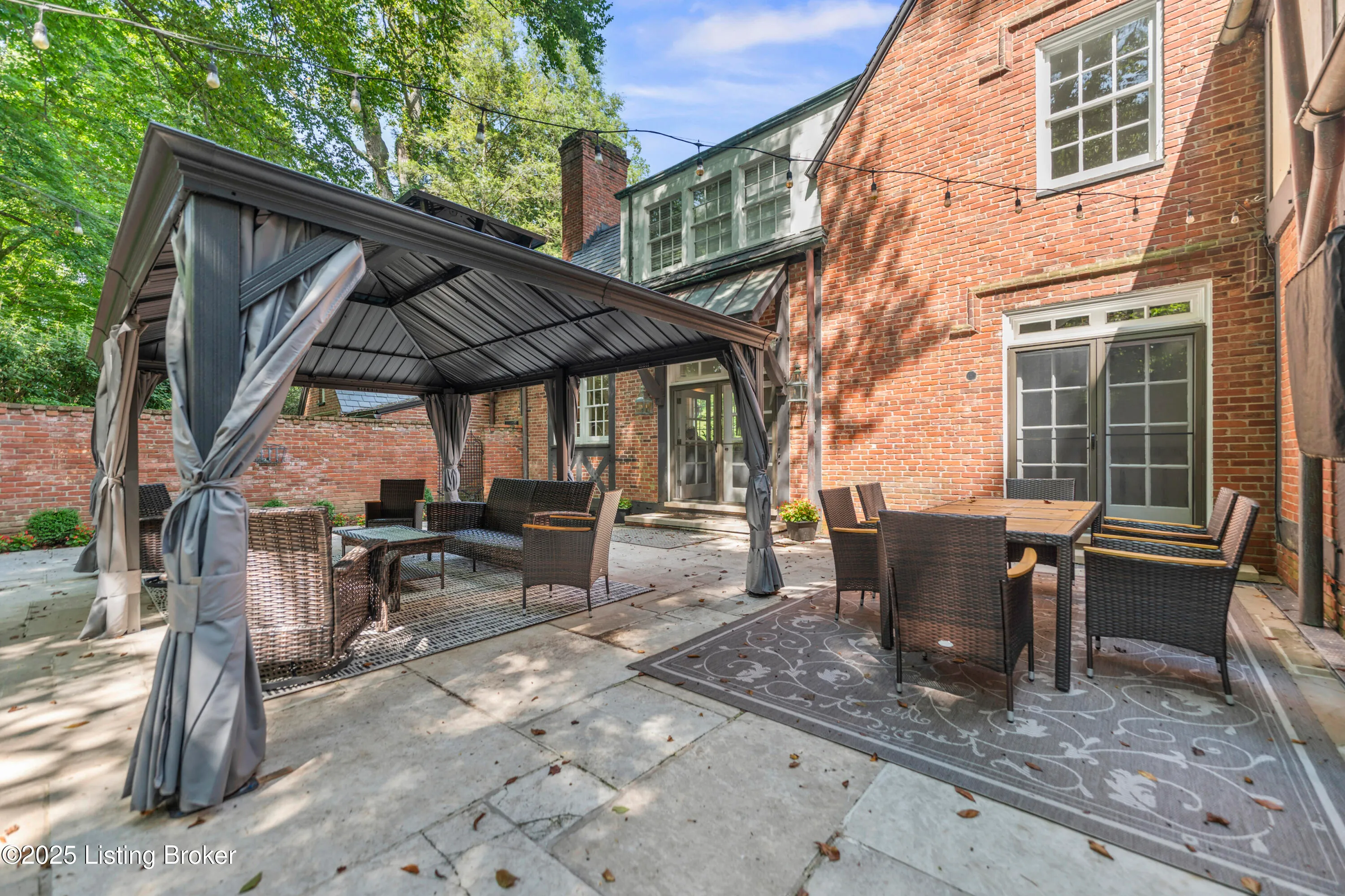 Glenview, Kentucky 40025, United States, 4 Bedrooms Bedrooms, ,8 BathroomsBathrooms,Residential,Active,167234