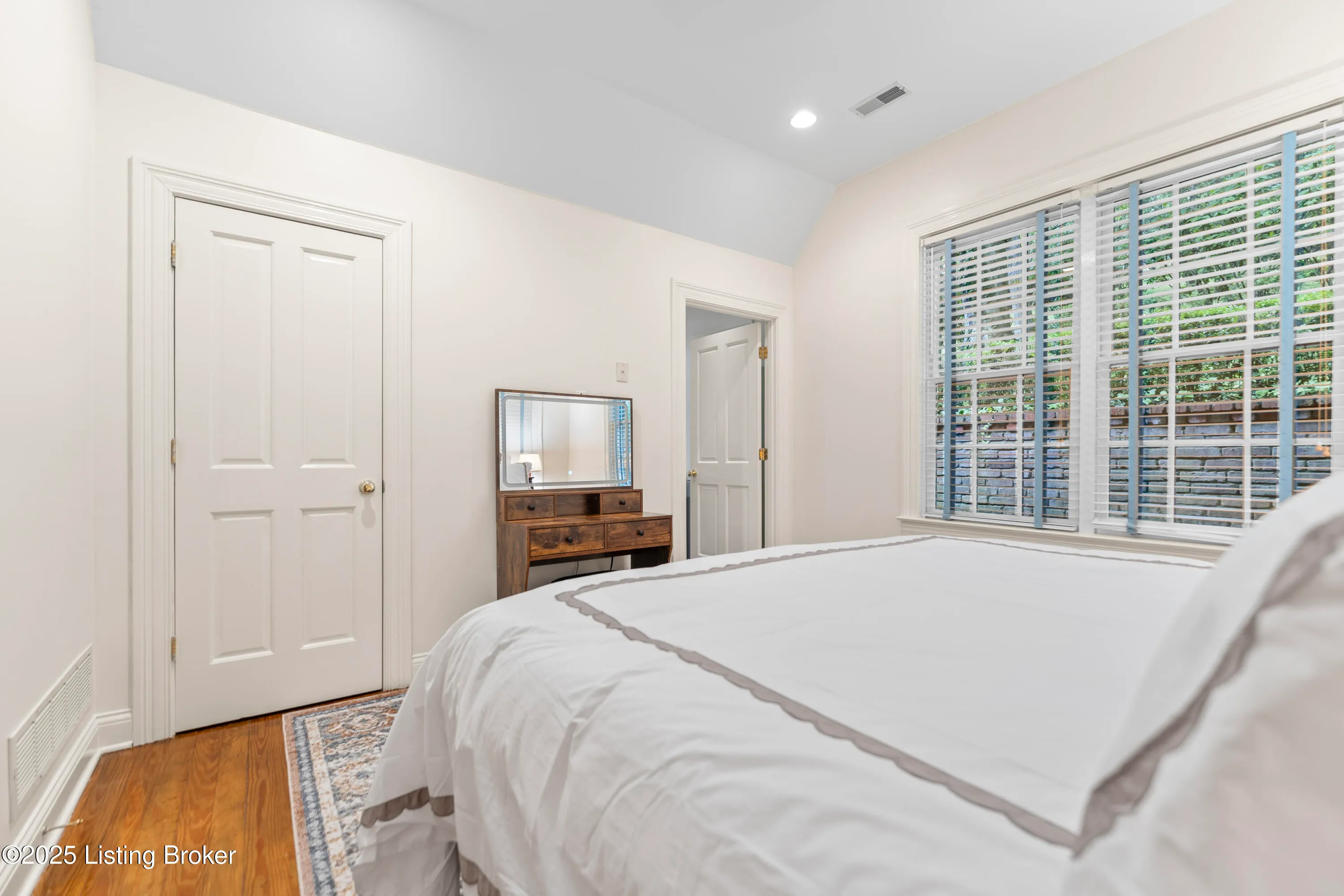 Glenview, Kentucky 40025, United States, 4 Bedrooms Bedrooms, ,8 BathroomsBathrooms,Residential,Active,167234