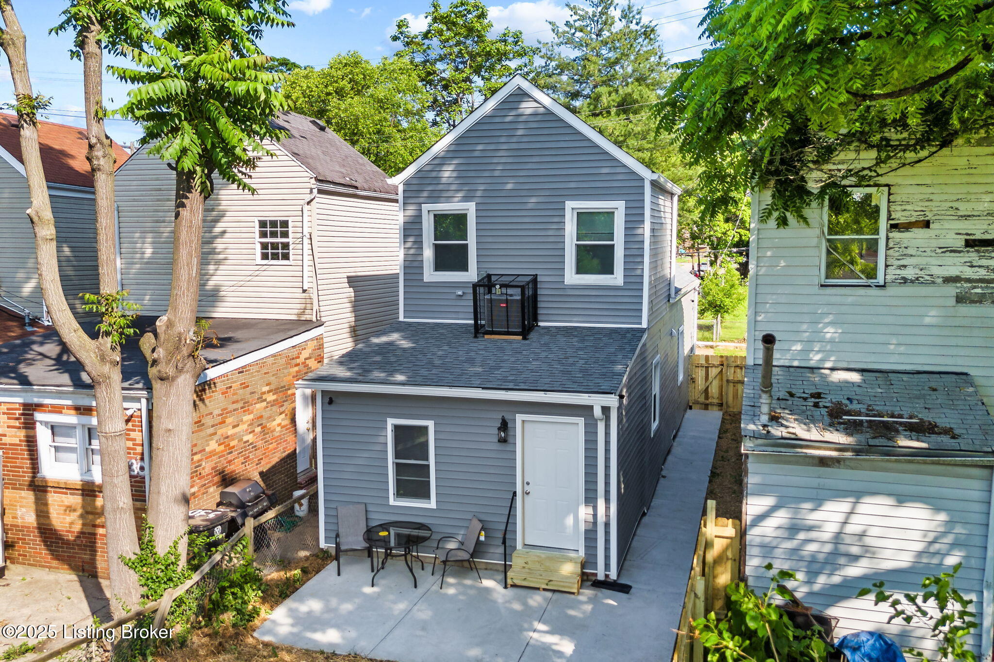 528 N 20th St, Louisville, Pennsylvania image 6