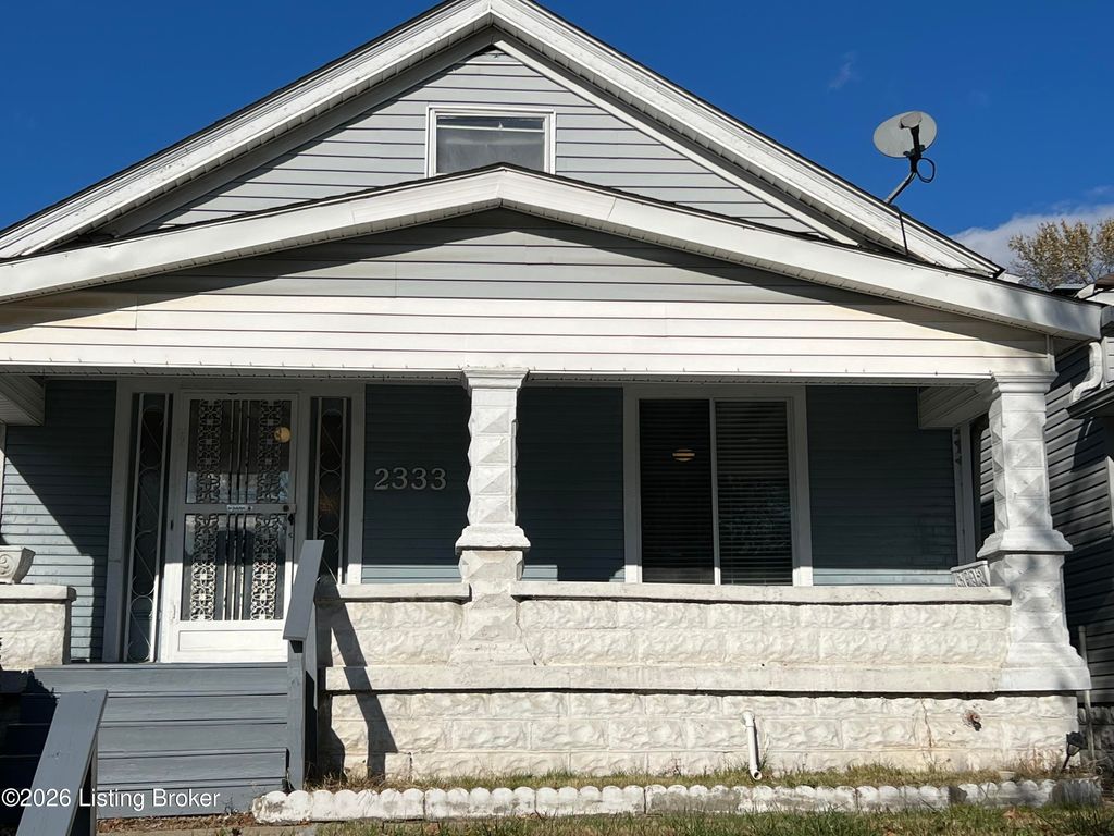 Photo of 2333 Greenwood Ave, Louisville, KY 40210 (MLS # 1707833)