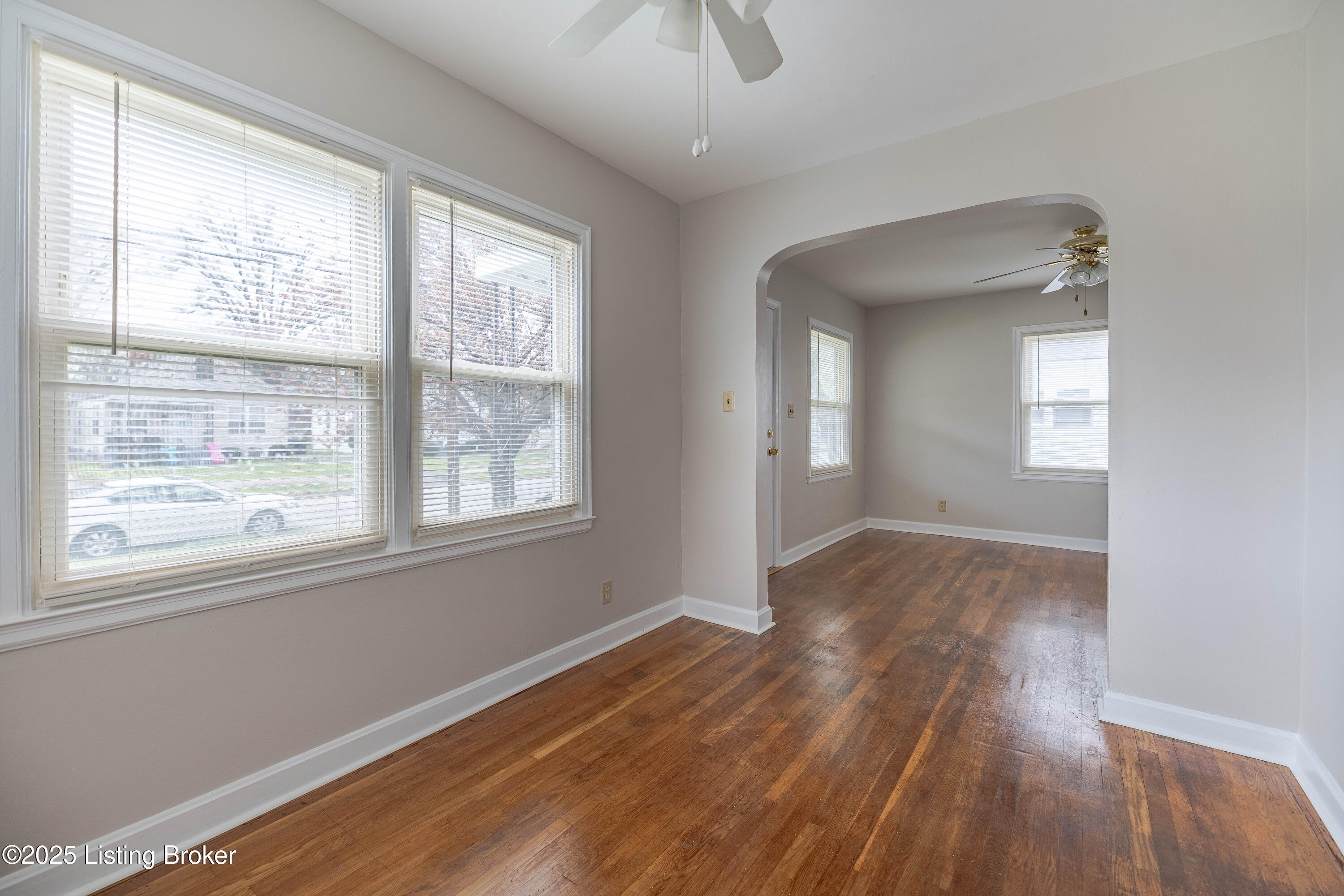 1403 Southgate Ave, Louisville, Pennsylvania image 10