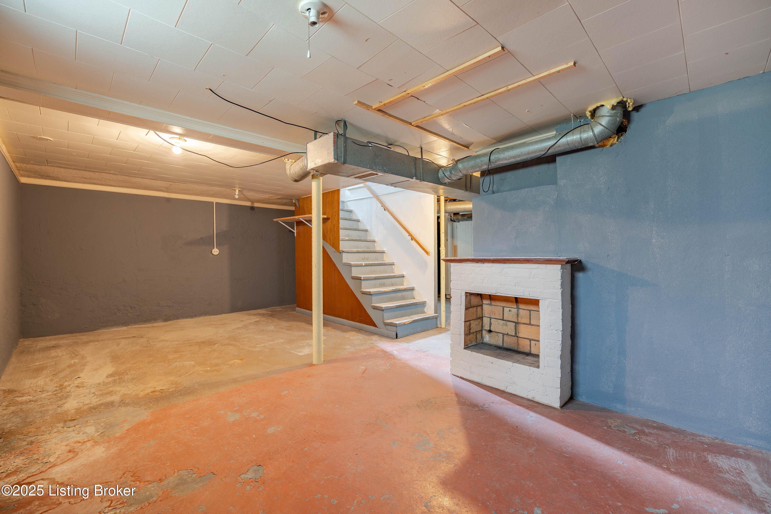 1403 Southgate Ave, Louisville, Pennsylvania image 20